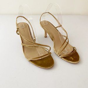 New Reformation Marylou Velvet Gold Kitten Heels Shoes